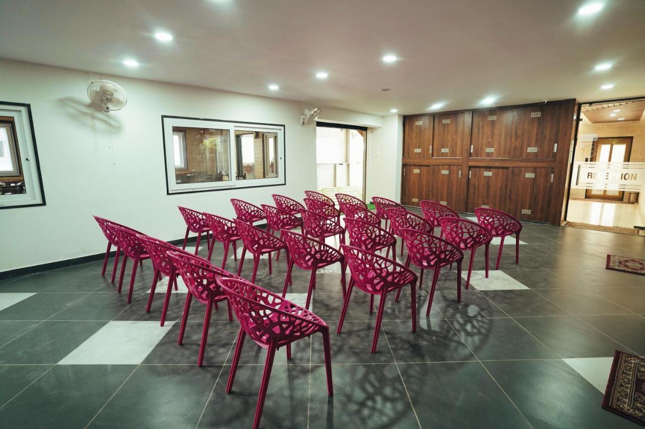 Hotel M Square 3*