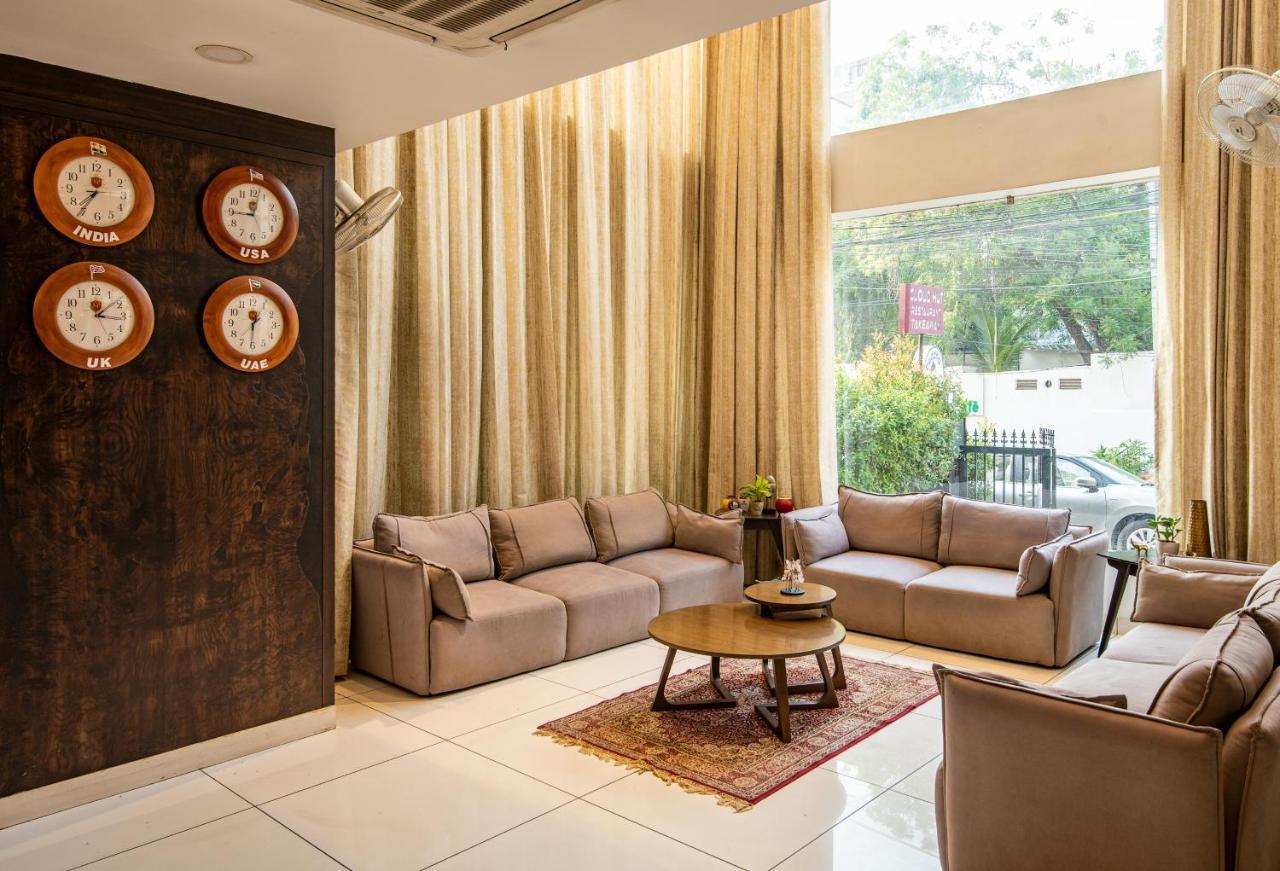 M Square Hotel