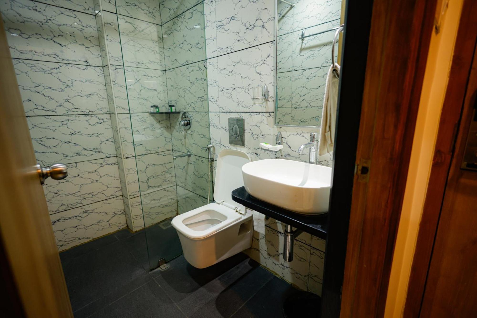 M Square 3*