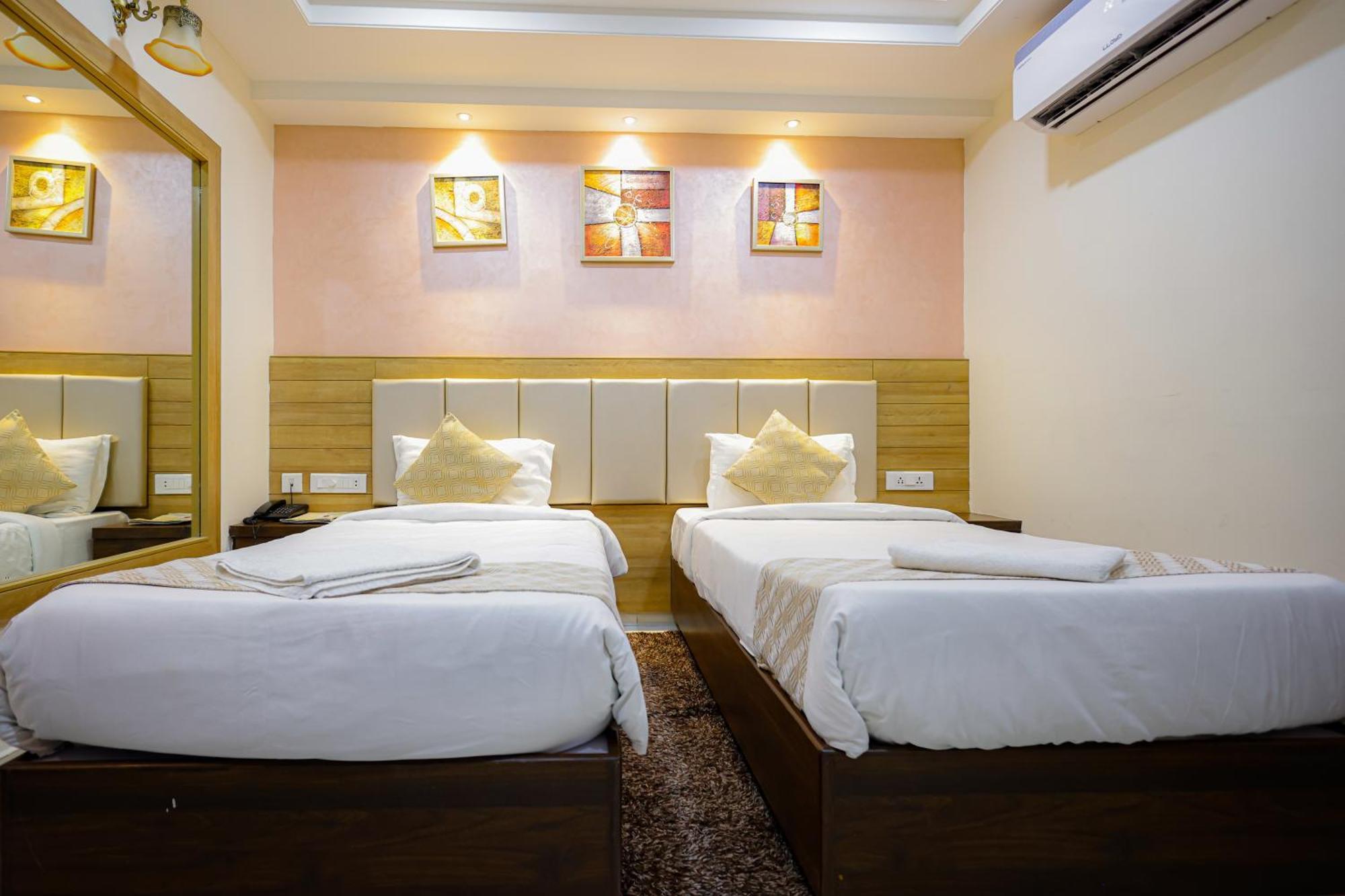 M Square Hotel