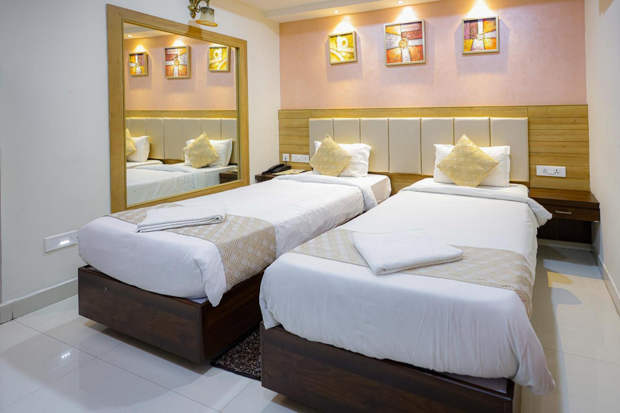 Hotel M Square 3*
